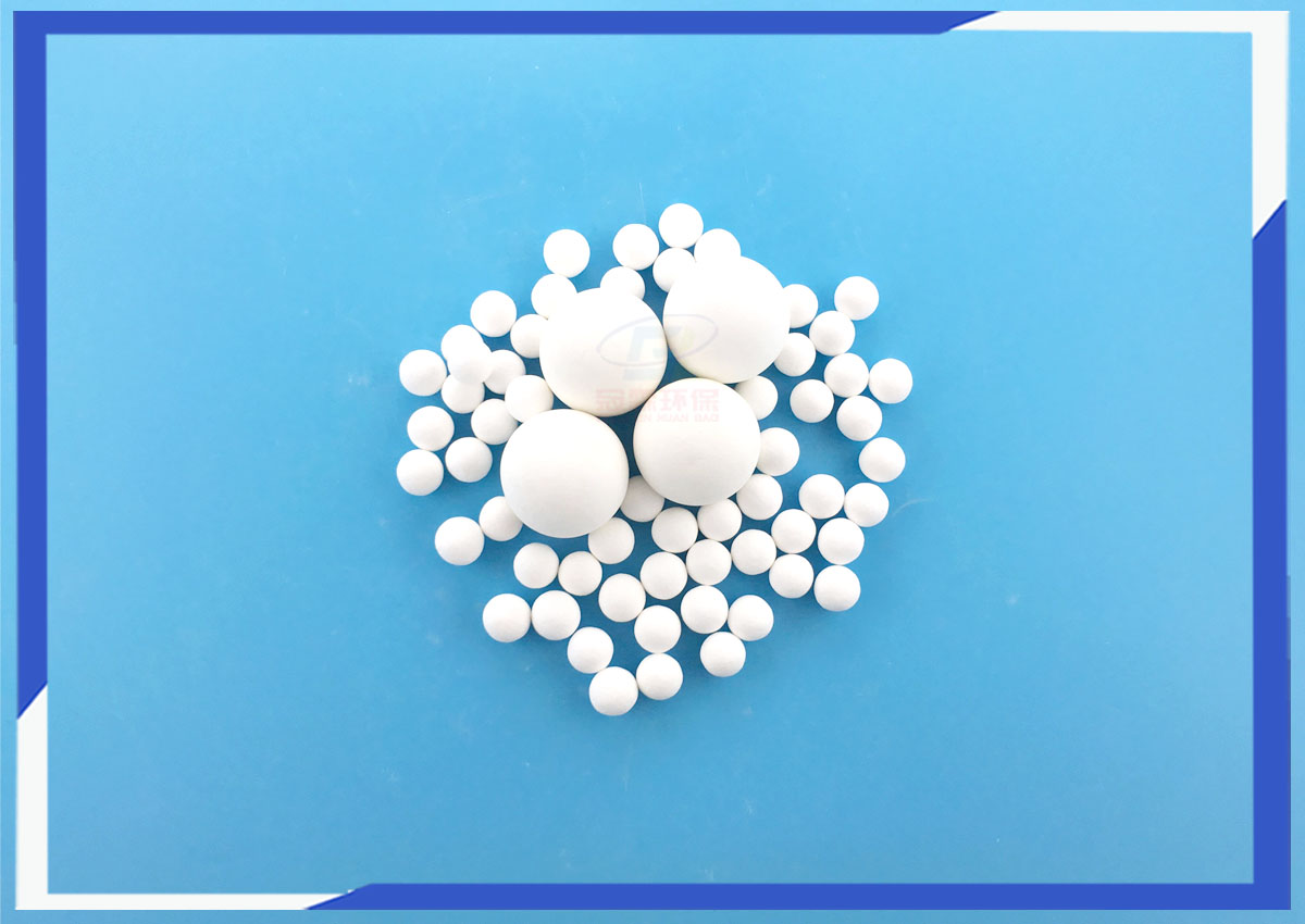 氧化鋁球，工業(yè)用高鋁瓷球